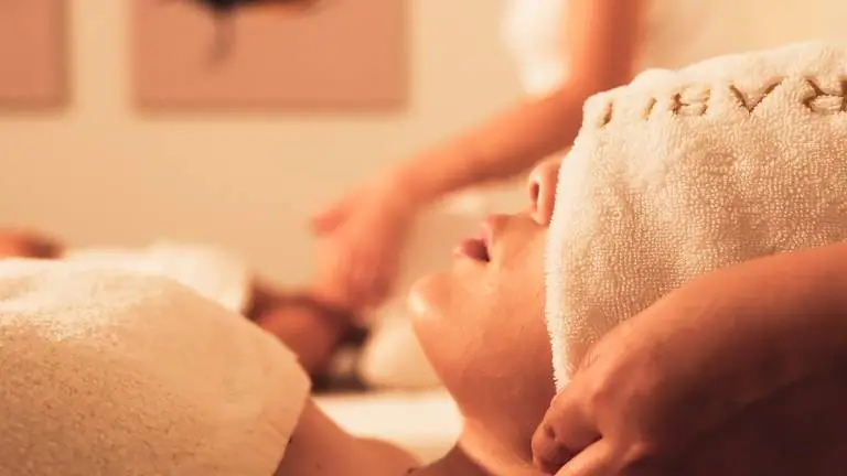 Couples massage in a private room at Therabliss Spa Antalya