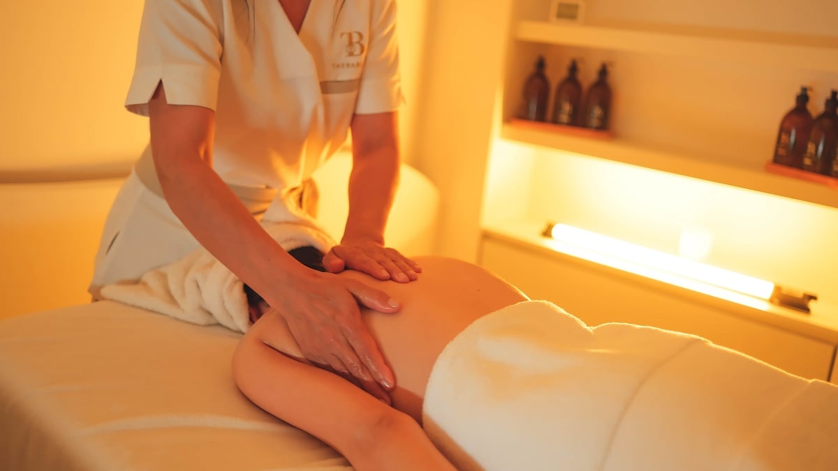 Antalya medikal masaj uygulaması ile kas dengesini destekleyen seans Konyaaltı TheraBliss Spa’da medikal masaj uygulaması