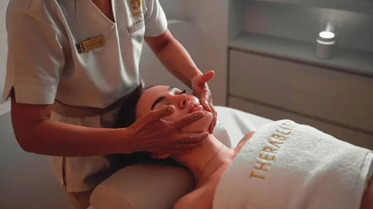 Bali massage with aromatic oils at Therabliss Spa Antalya