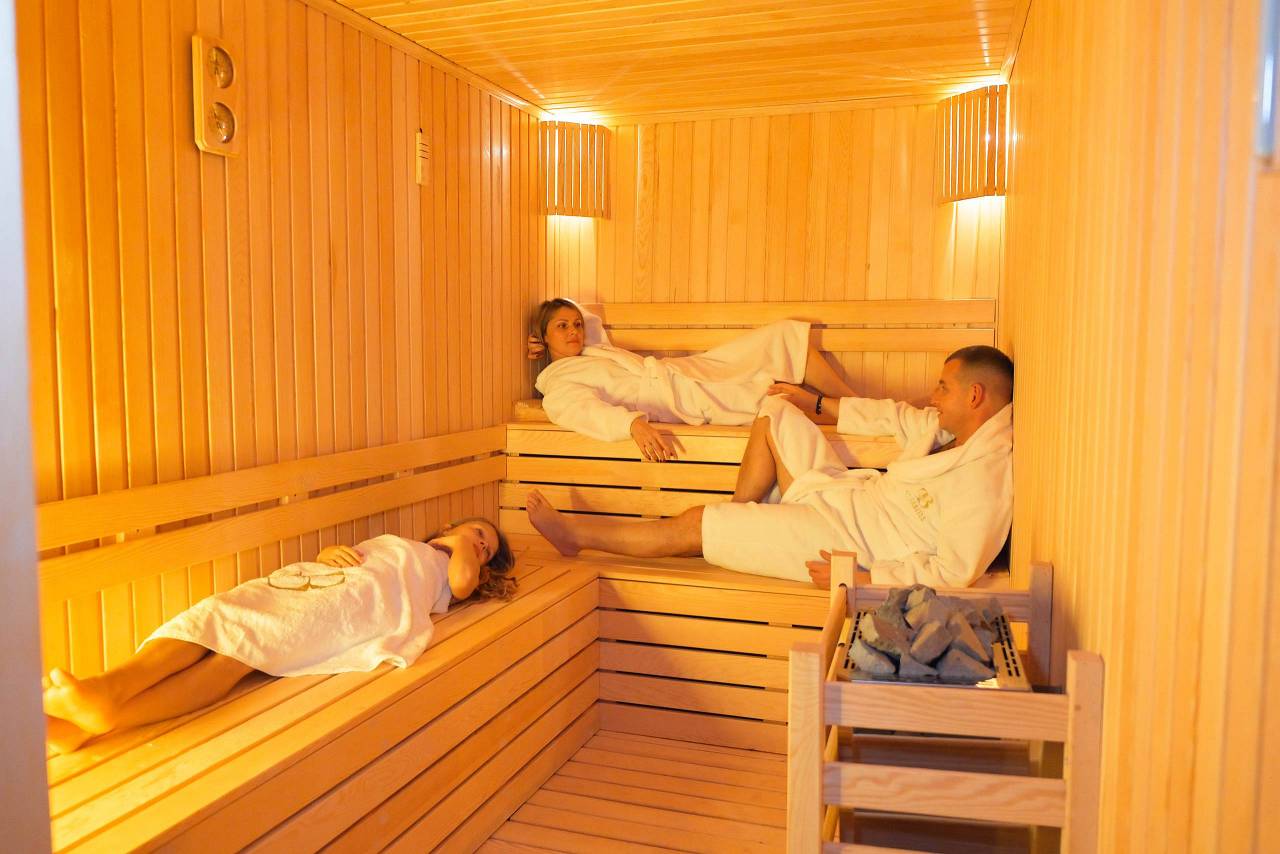 SAUNA